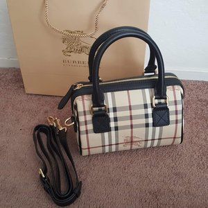 BURBERRY HAYMARKET BOWLER CROSSBODY BAG